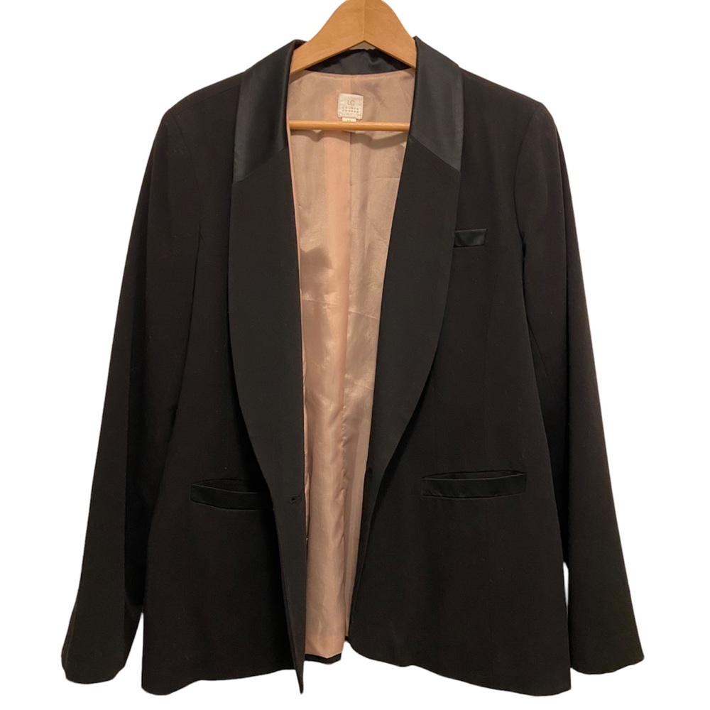 LC Lauren Conrad Silk Accented Blazer